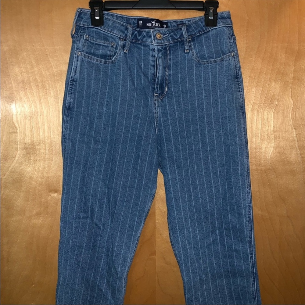 Hollister mom jeans